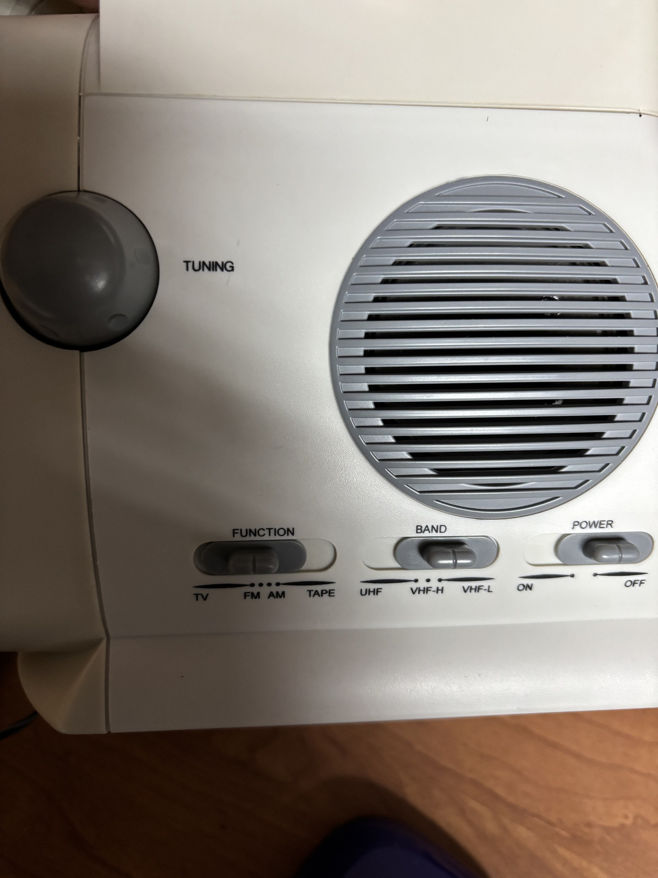 Figure 3. Channel 3 or VHF-L setting
